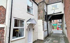 Hidden Gem Cottage, Driffield